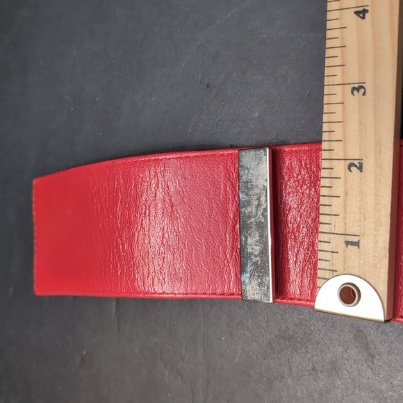 Suzi Roher Women's Red Stretch Belt With Metal Buckle,Size S. - Picture 3 of 7